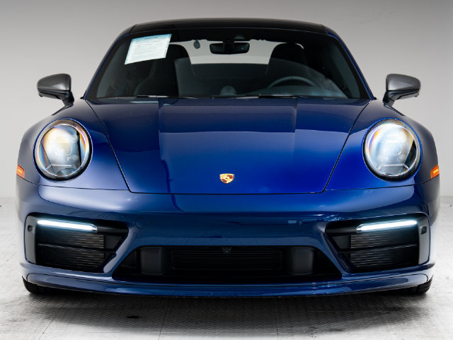 Certified 2024 Porsche 911 Carrera T RWD image 33
