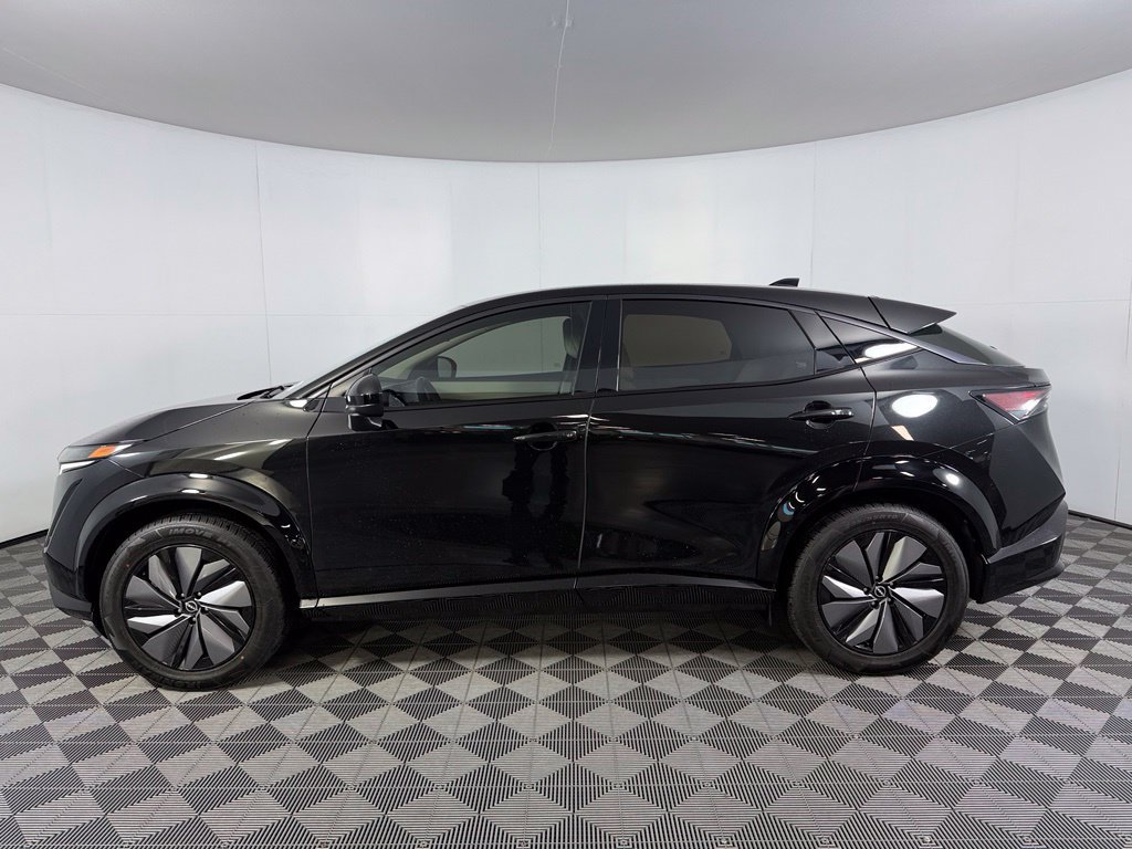 Used 2024 Nissan Ariya AWD image 10
