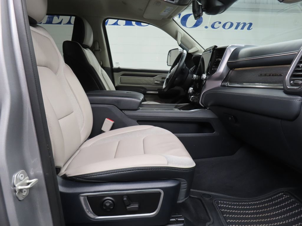 Used 2024 RAM 1500 Limited image 31