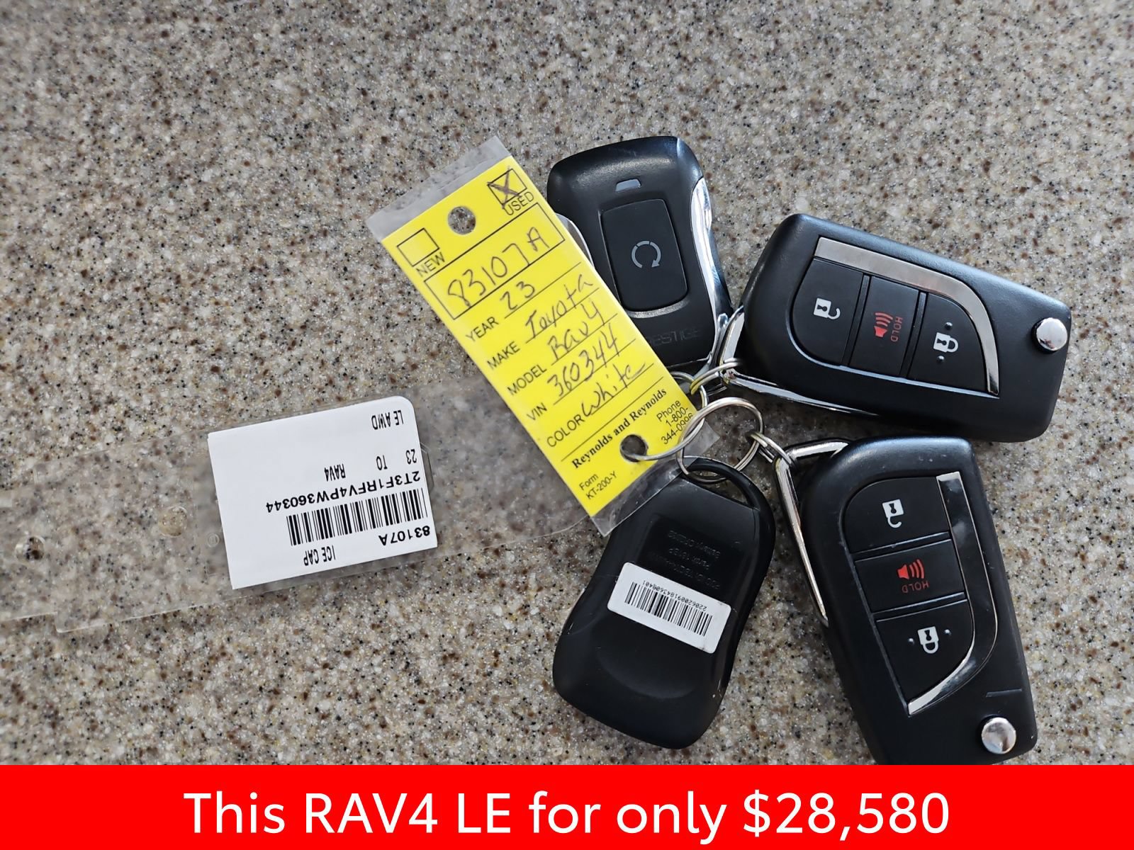 Used 2023 Toyota RAV4 LE AWD/4WD image 20