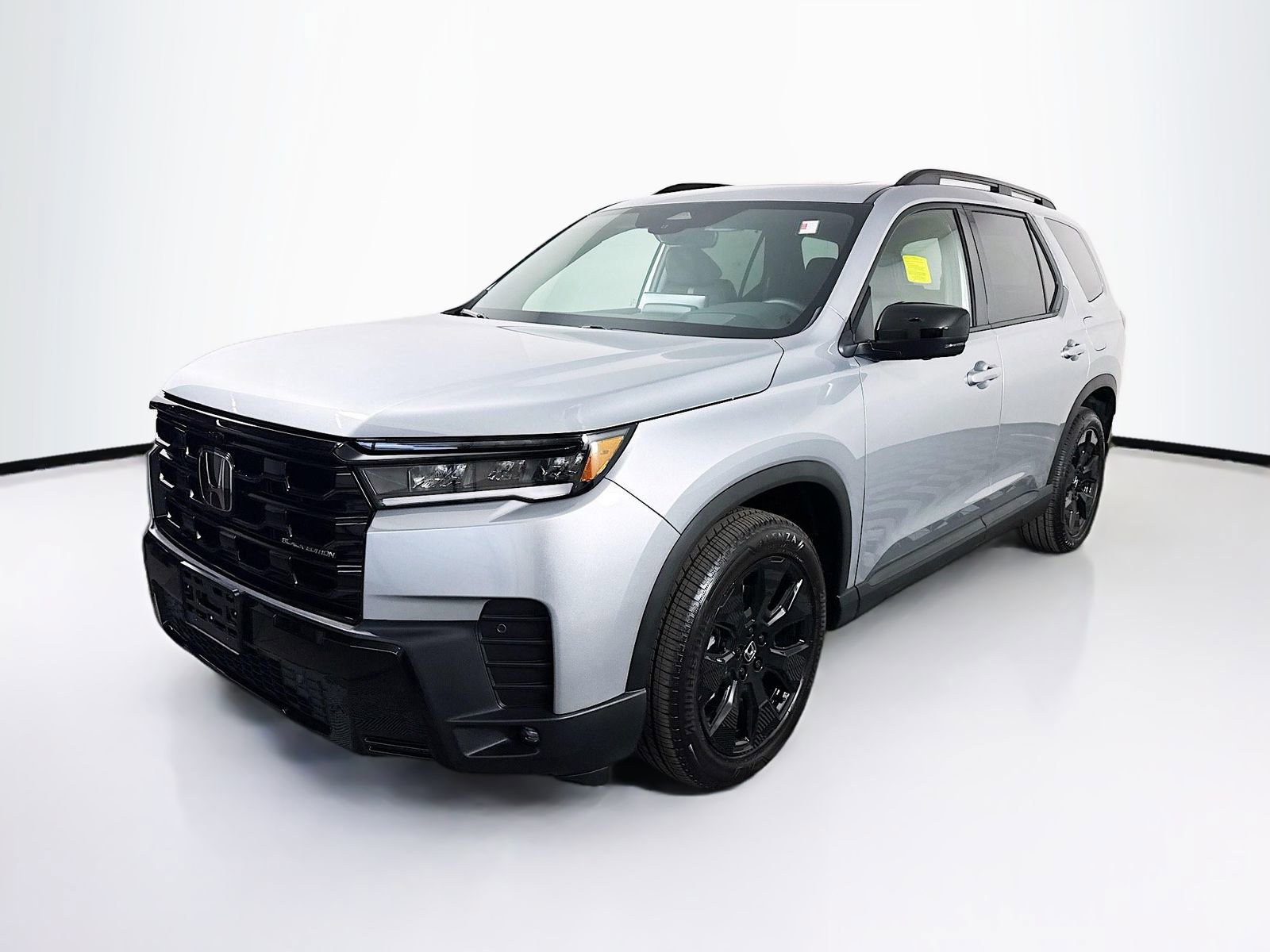 Used 2026 Honda Pilot Black Edition image 3