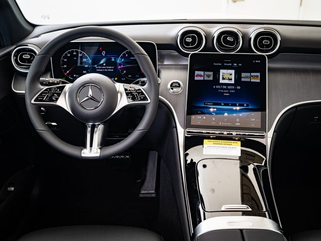 Certified 2025 Mercedes-Benz GLC 300 4MATIC image 31