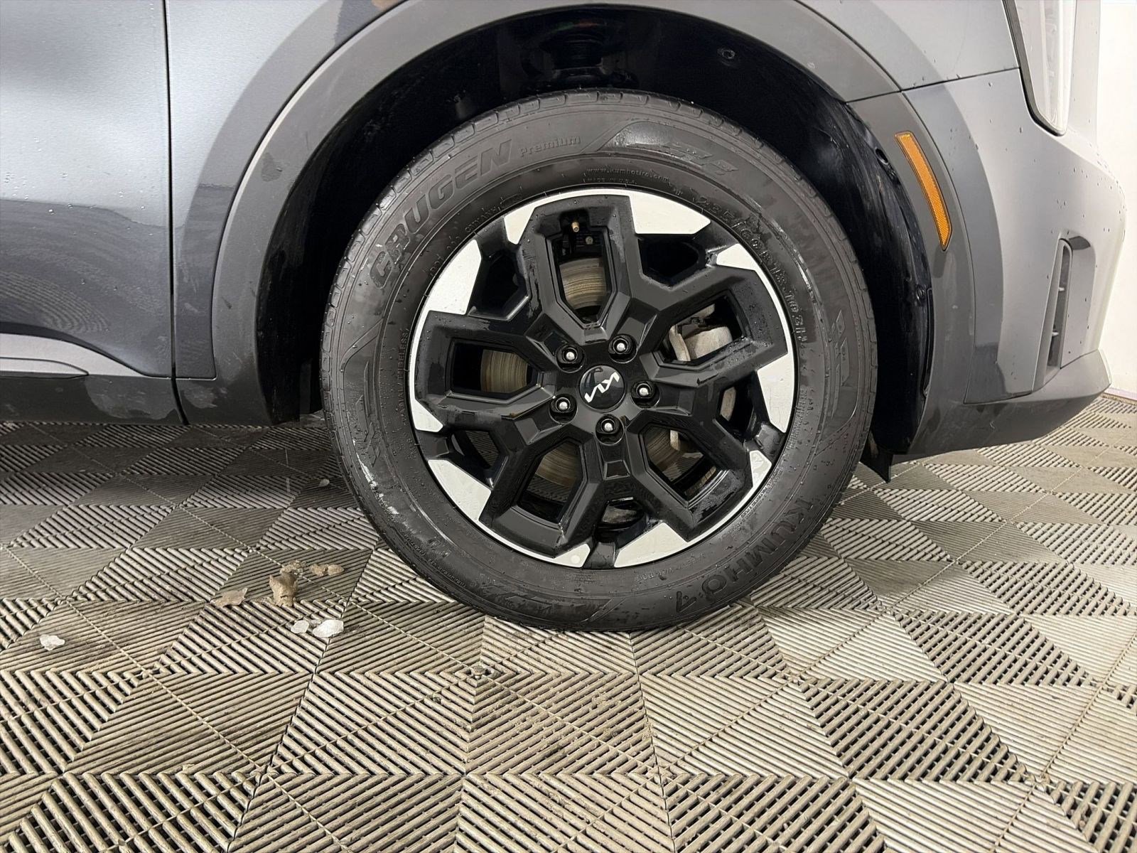 Certified 2024 Kia Sorento S image 45