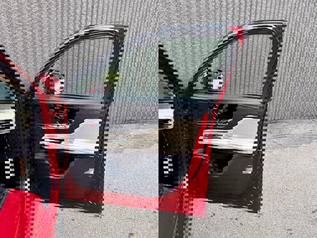 New 2025 Lincoln Corsair AWD w/ Equipment Group 101A image 22