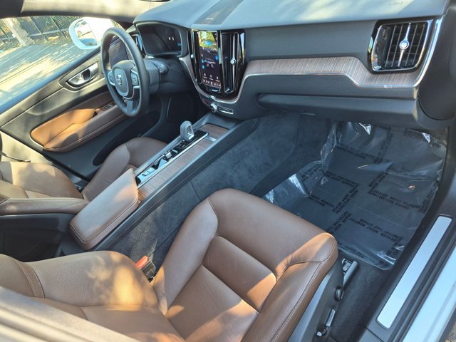 Used 2022 Volvo XC60 T8 Inscription Expression w/ Climate Package AWD/4WD image 21
