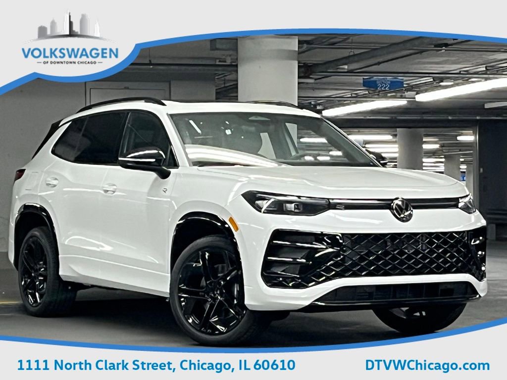 New 2025 Volkswagen Tiguan SE R-Line image 2