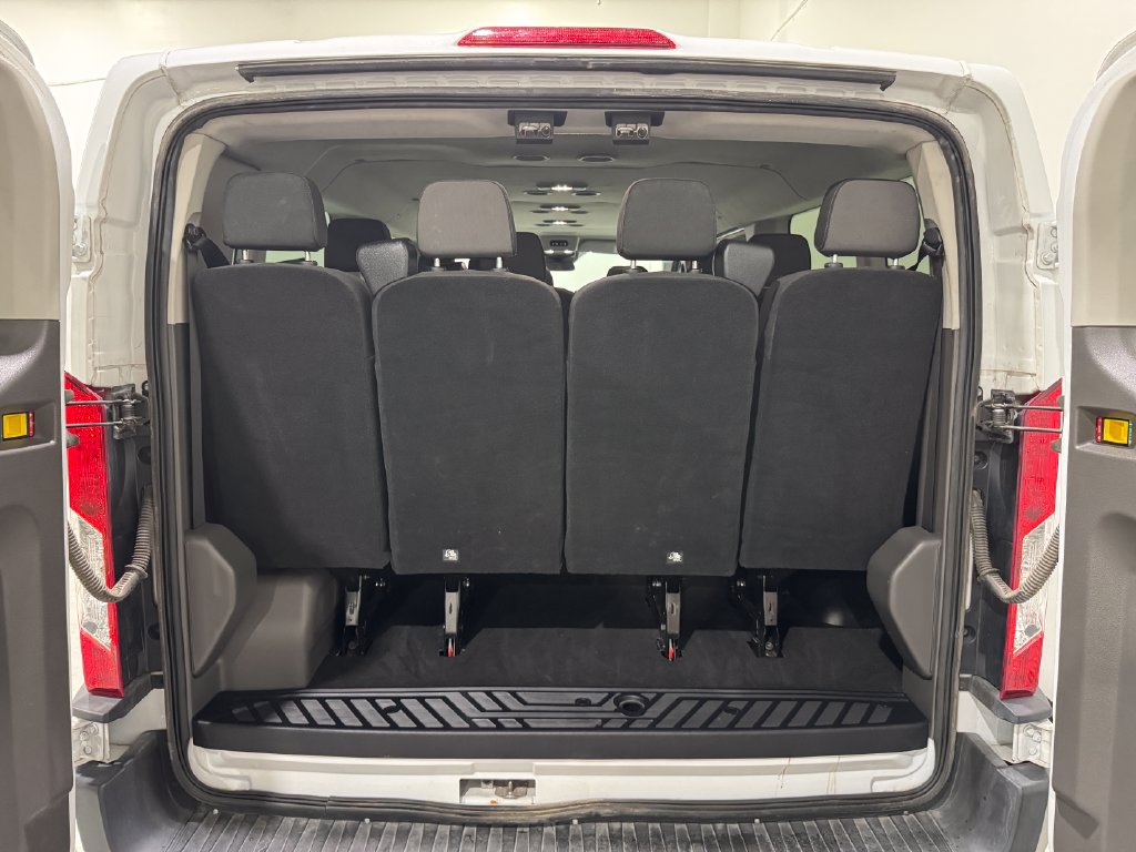 Used 2025 Ford Transit 350 XLT RWD image 25