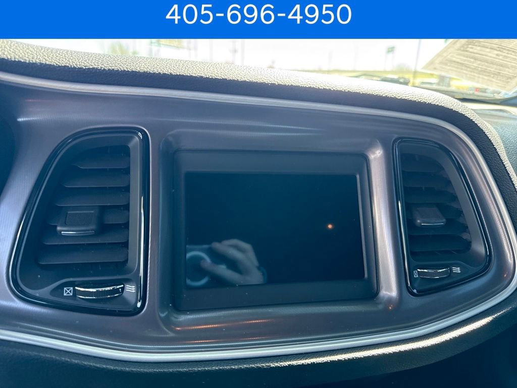 Used 2022 Dodge Challenger R/T image 19