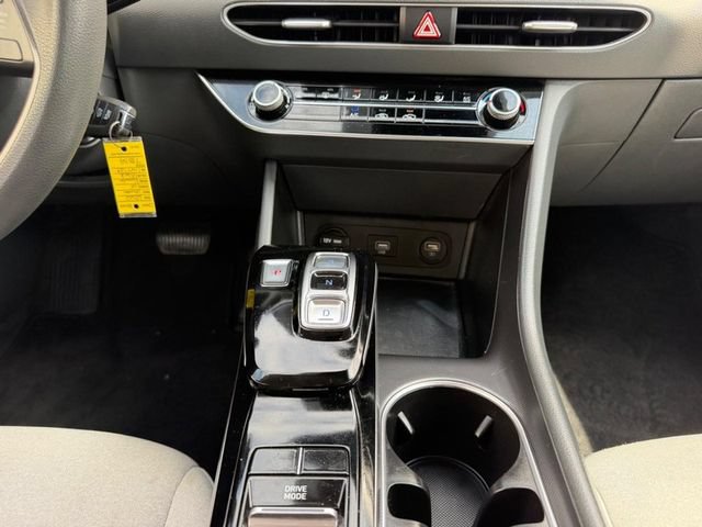 Used 2022 Hyundai Sonata SE FWD image 14