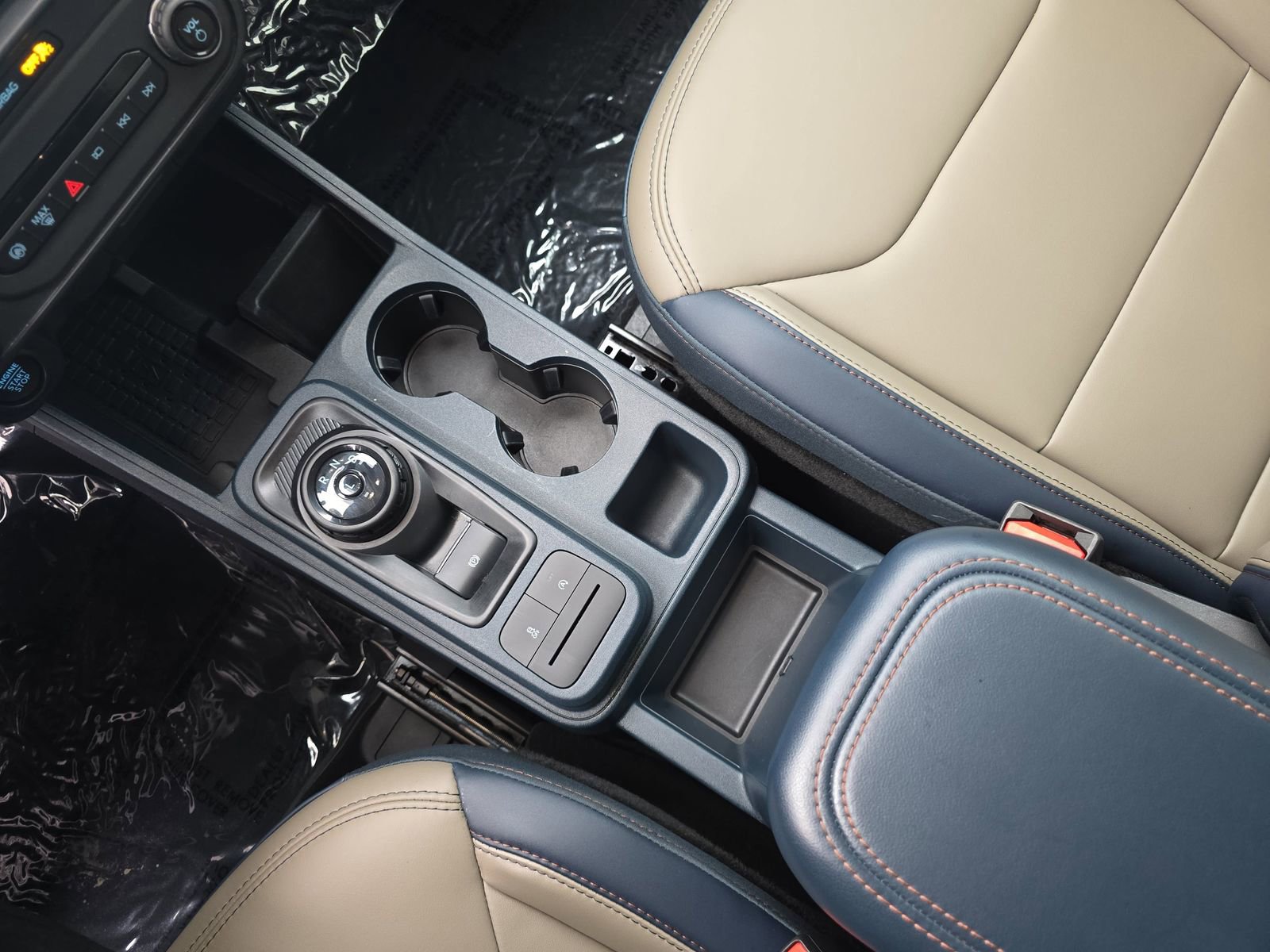 Used 2025 Ford Maverick Lariat w/ 4K Tow Package image 31