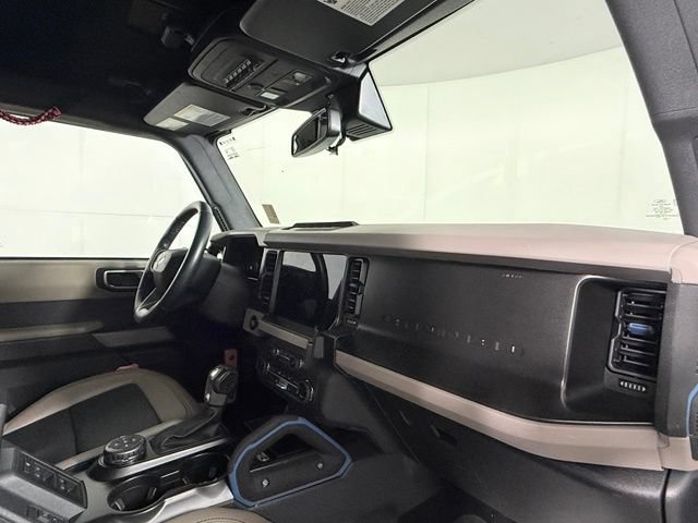 Used 2023 Ford Bronco Wildtrak AWD/4WD image 35