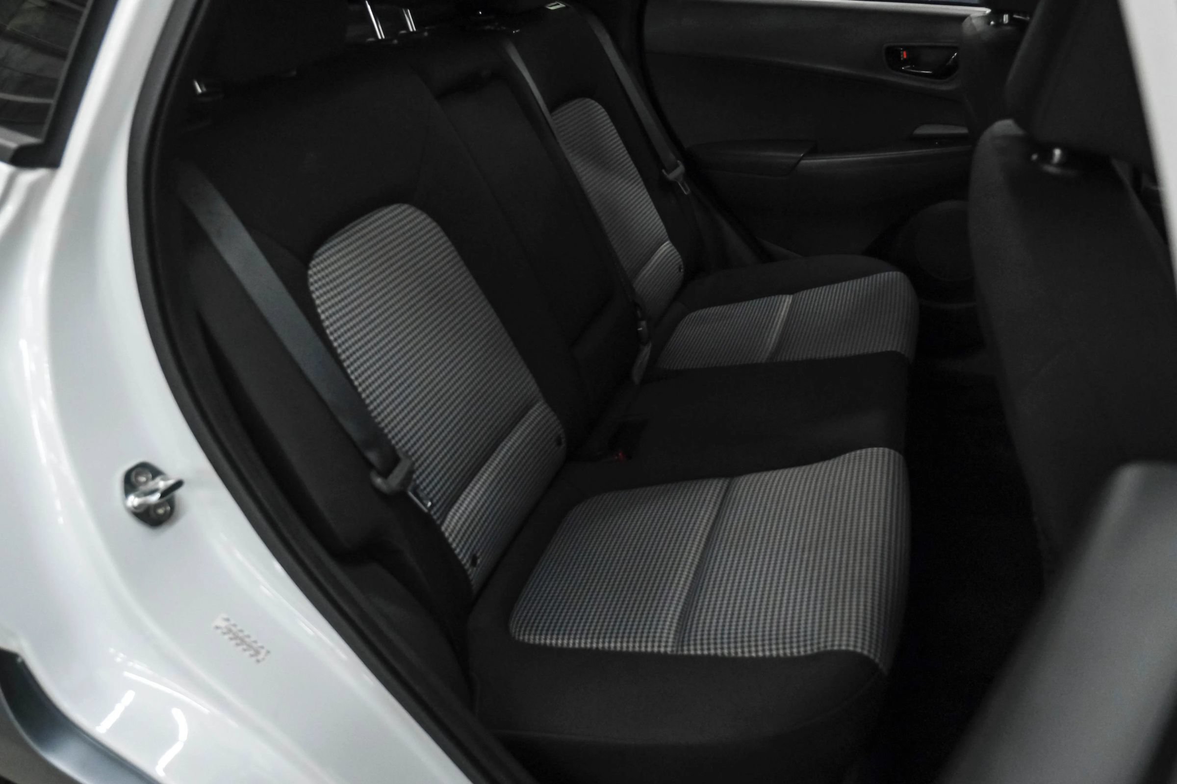 Used 2021 Hyundai Kona Night FWD image 25