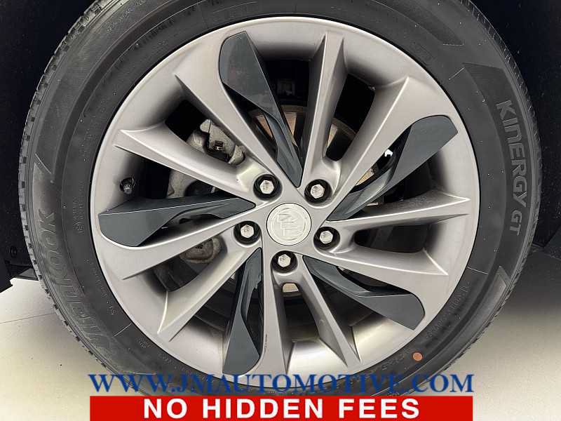 Used 2020 Buick Encore GX Select w/ Sport Touring Package AWD/4WD image 9