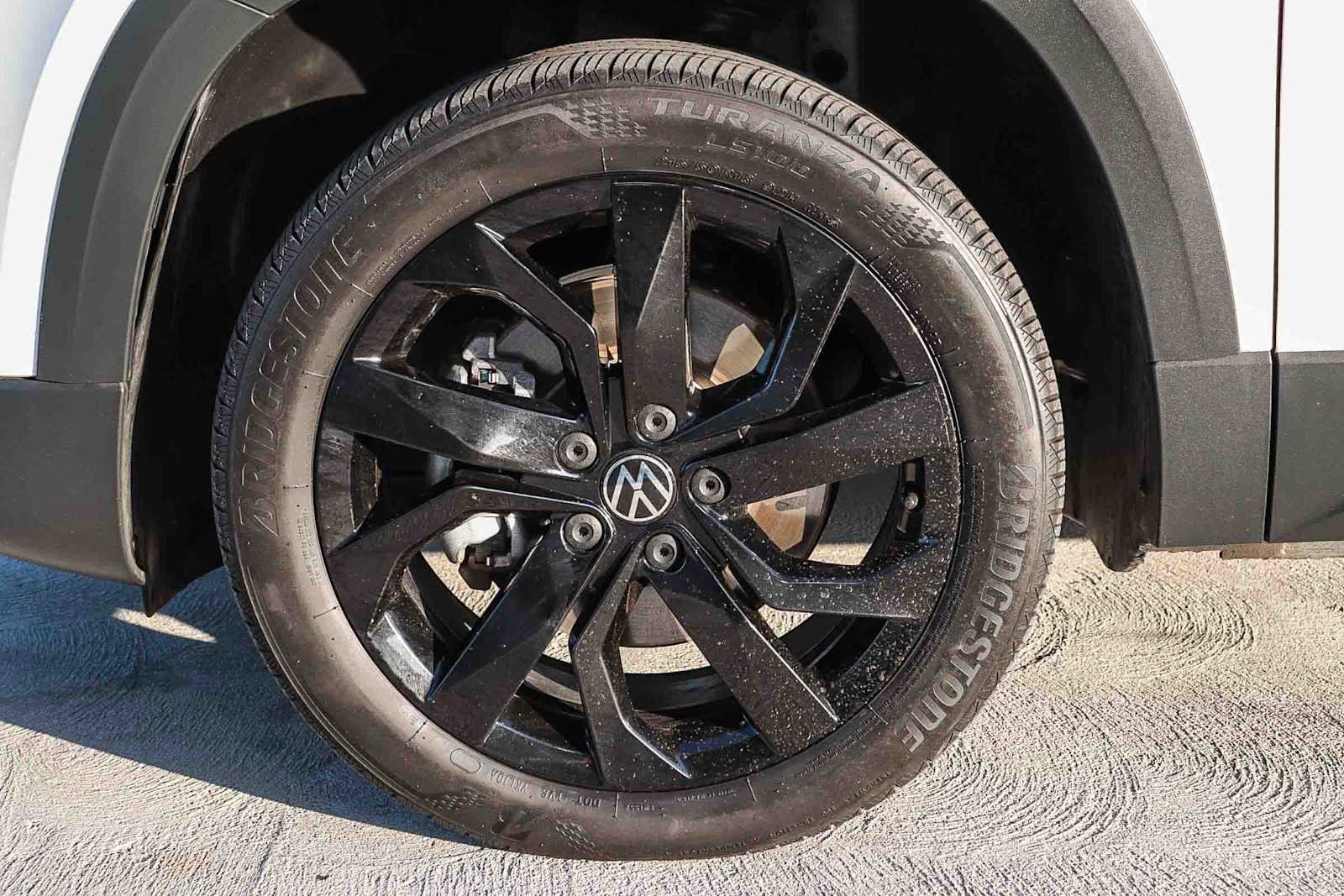 Used 2022 Volkswagen Taos SE image 11