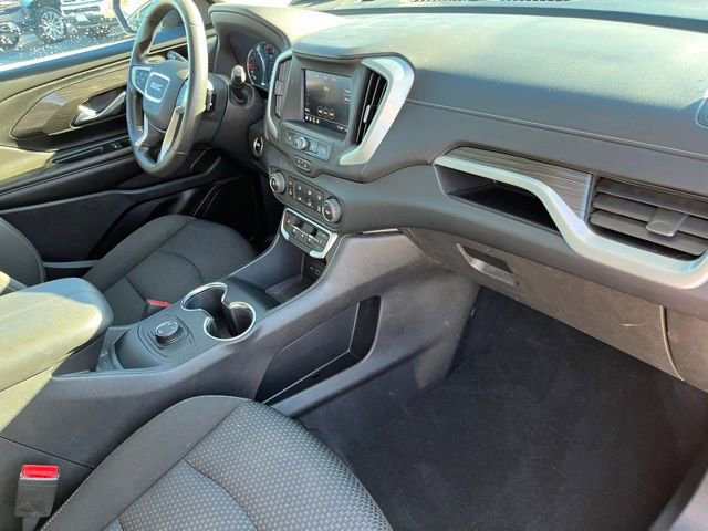 Used 2023 GMC Terrain SLE w/ Elevation Edition image 24