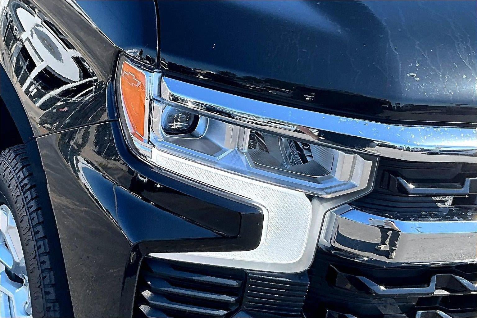 Used 2023 Chevrolet Silverado 1500 LT AWD/4WD image 27