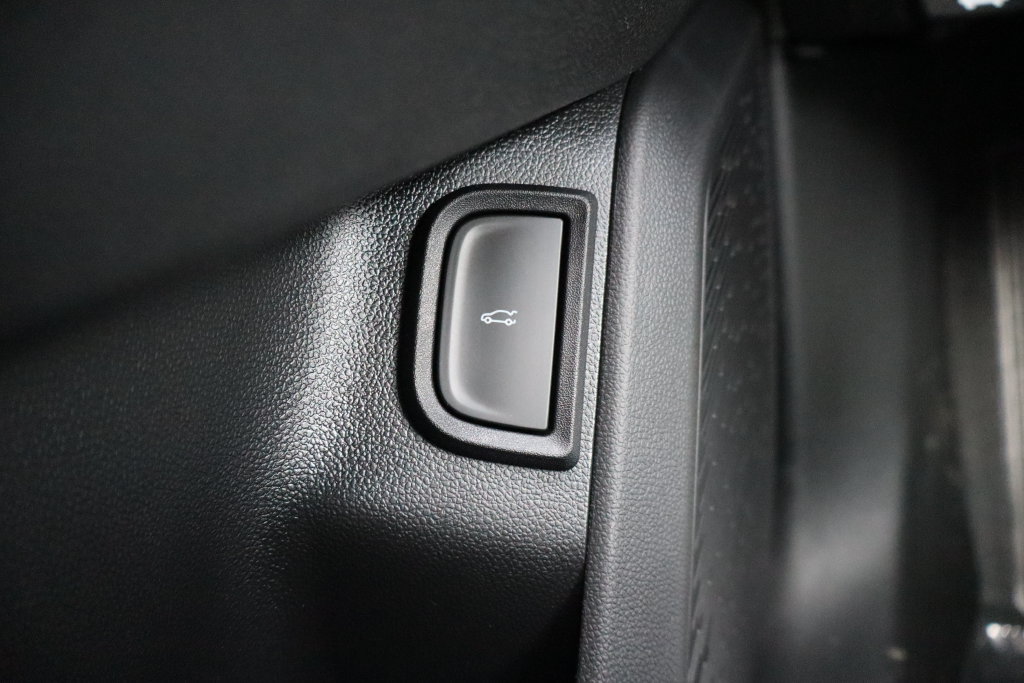 New 2027 Chevrolet Equinox RS w/ Safety and Technology Package AWD/4WD image 20