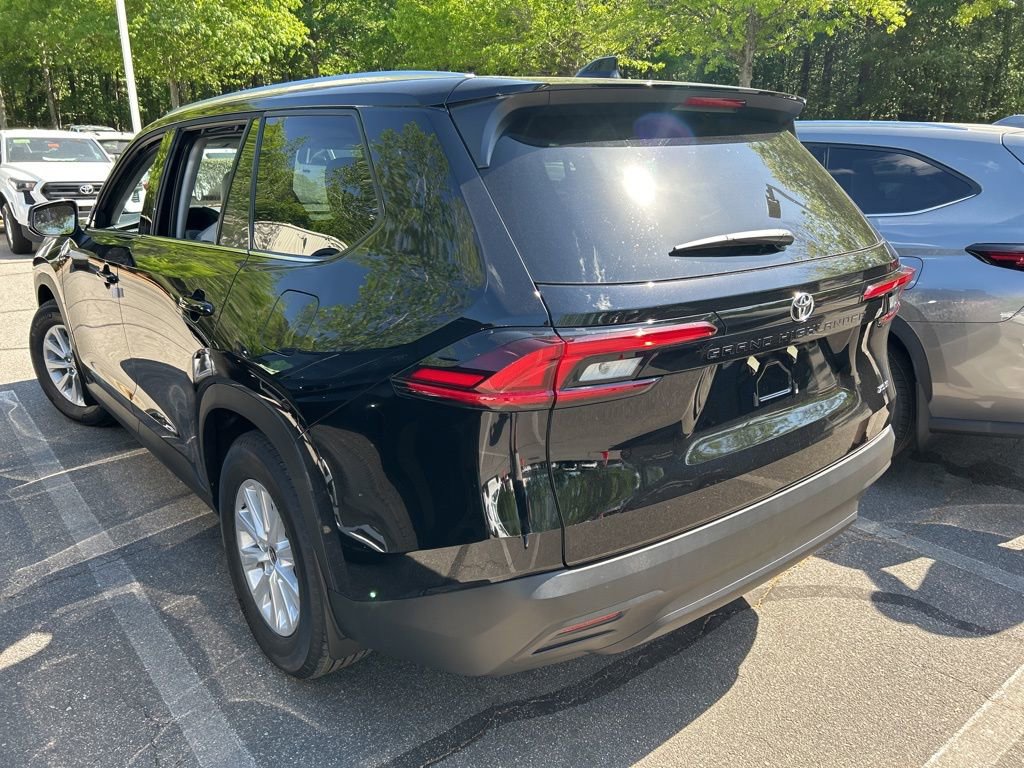 New 2026 Toyota Grand Highlander XLE FWD image 15