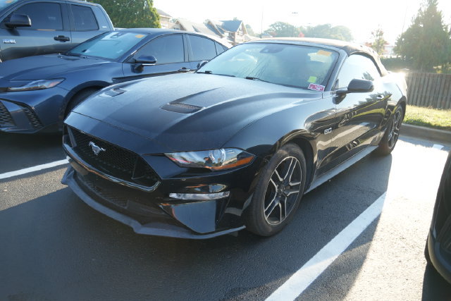 Used 2019 Ford Mustang GT Premium w/ Equipment Group 401A RWD image 8