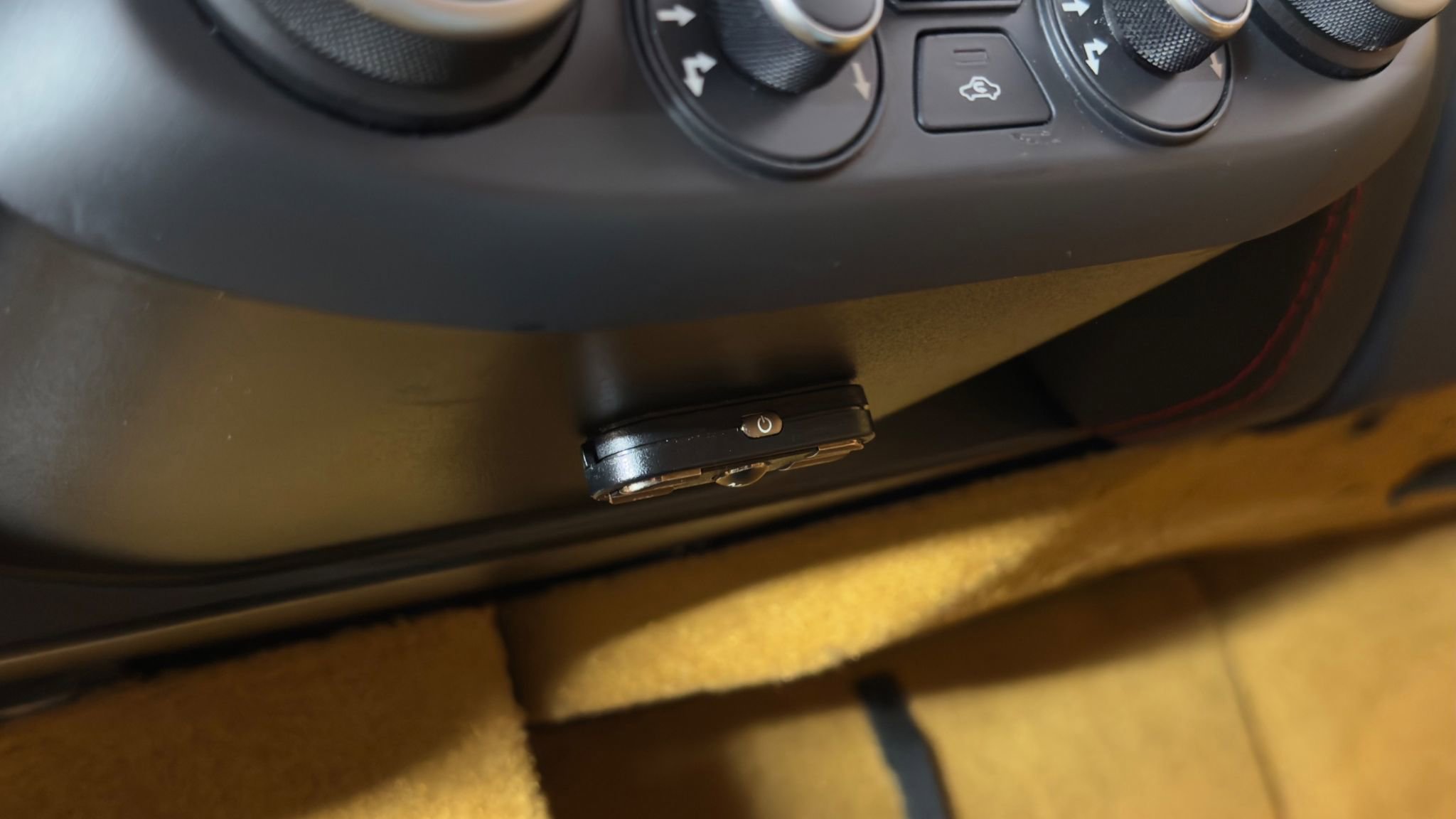 Used 2011 Ferrari 458 Italia Coupe image 94