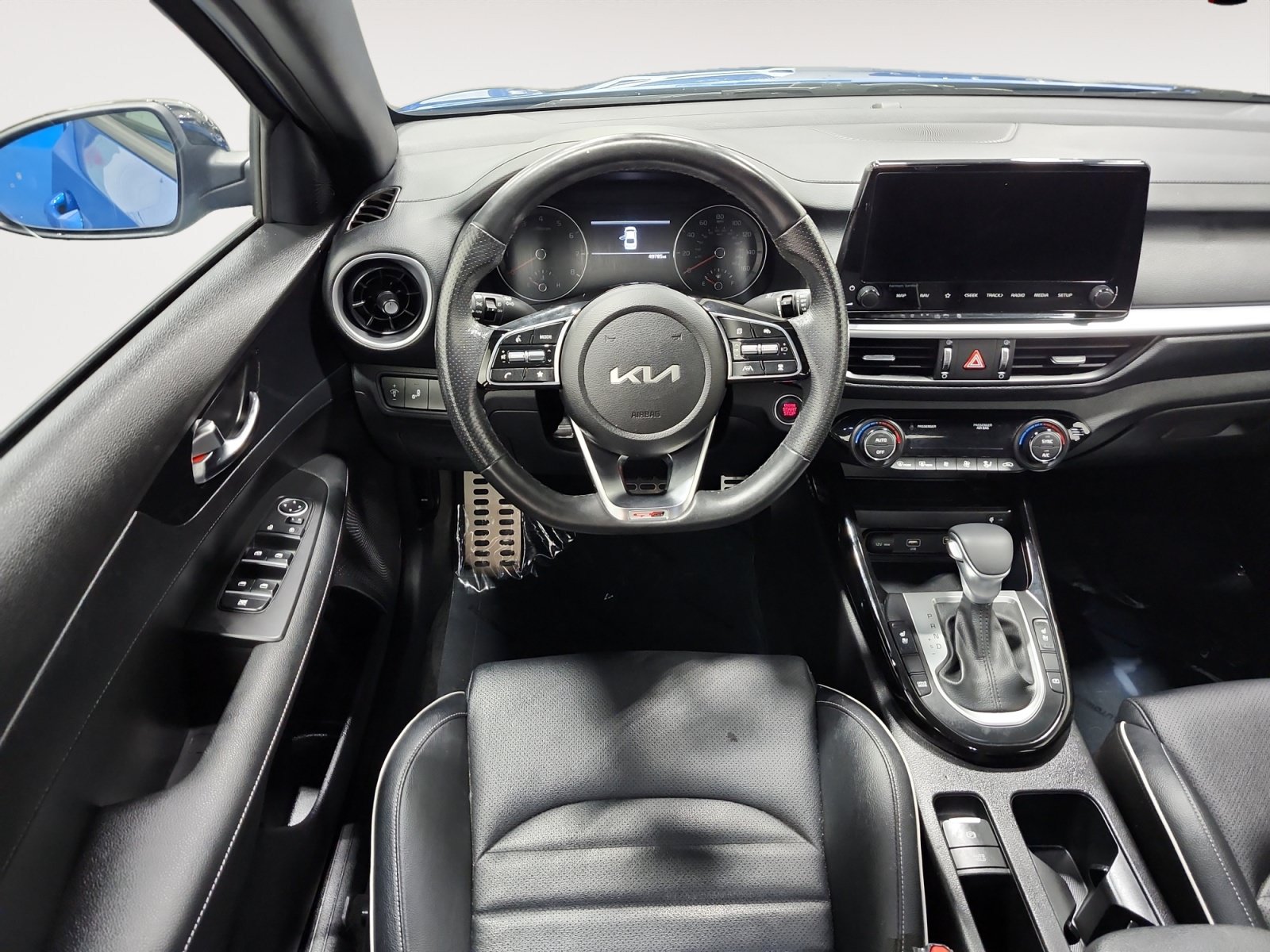 Used 2023 Kia Forte GT-Line w/ GT-Line Premium Package FWD image 10
