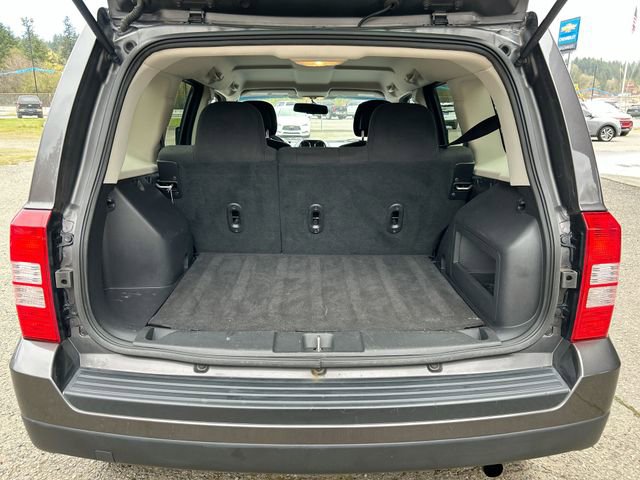 Used 2017 Jeep Patriot Sport w/ Power Value Group image 23