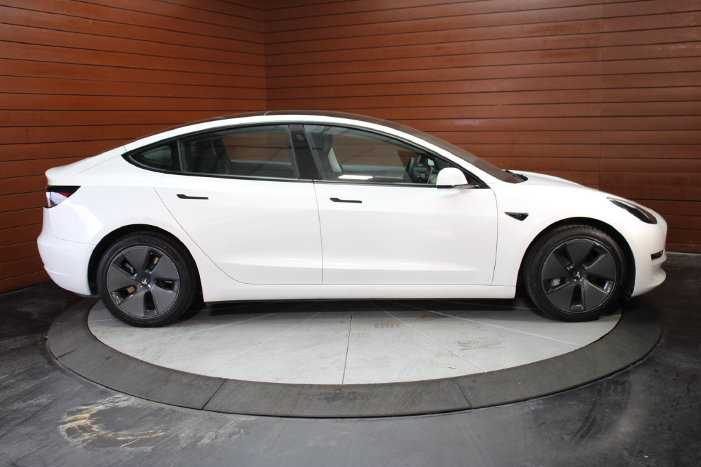 Used 2023 Tesla Model 3 Standard Range RWD image 14