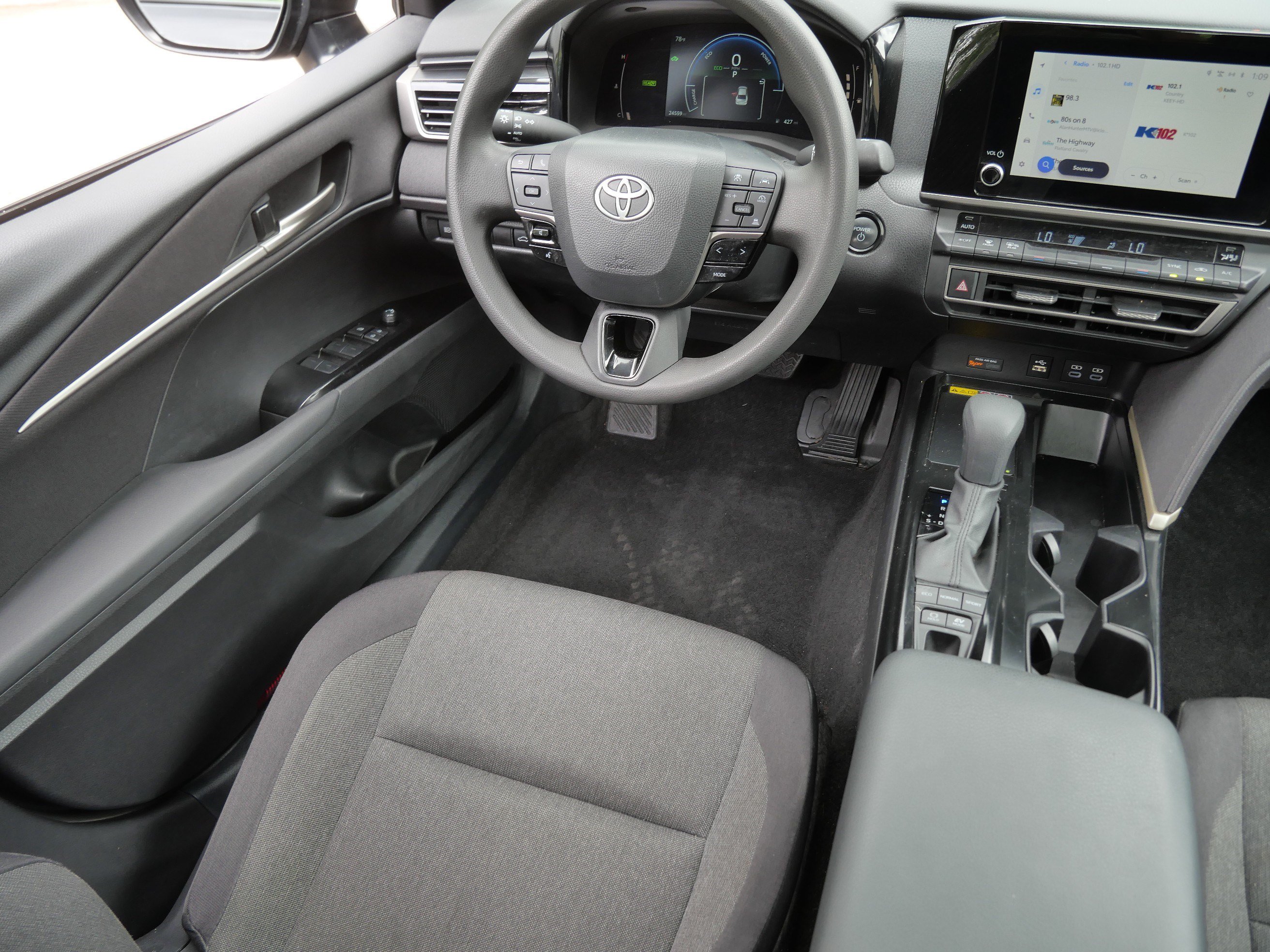 Certified 2025 Toyota Camry LE w/ Convenience Package FWD image 10