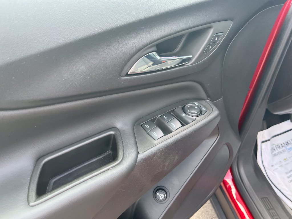 Used 2024 Chevrolet Equinox LT w/ LPO, Floor Liner Package FWD image 10