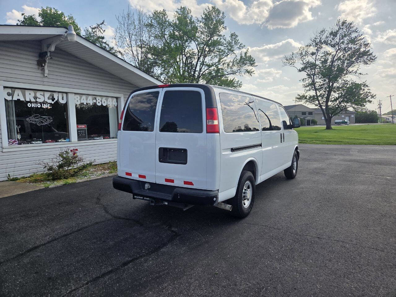 Used 2012 Chevrolet Express 3500 RWD image 7