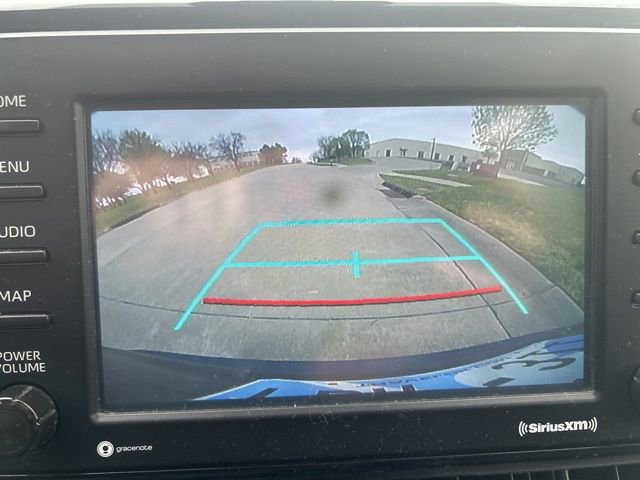 Used 2021 Toyota RAV4 XLE image 17