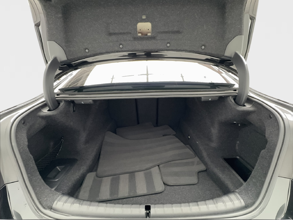 Used 2023 BMW 530i w/ Premium Package RWD image 19