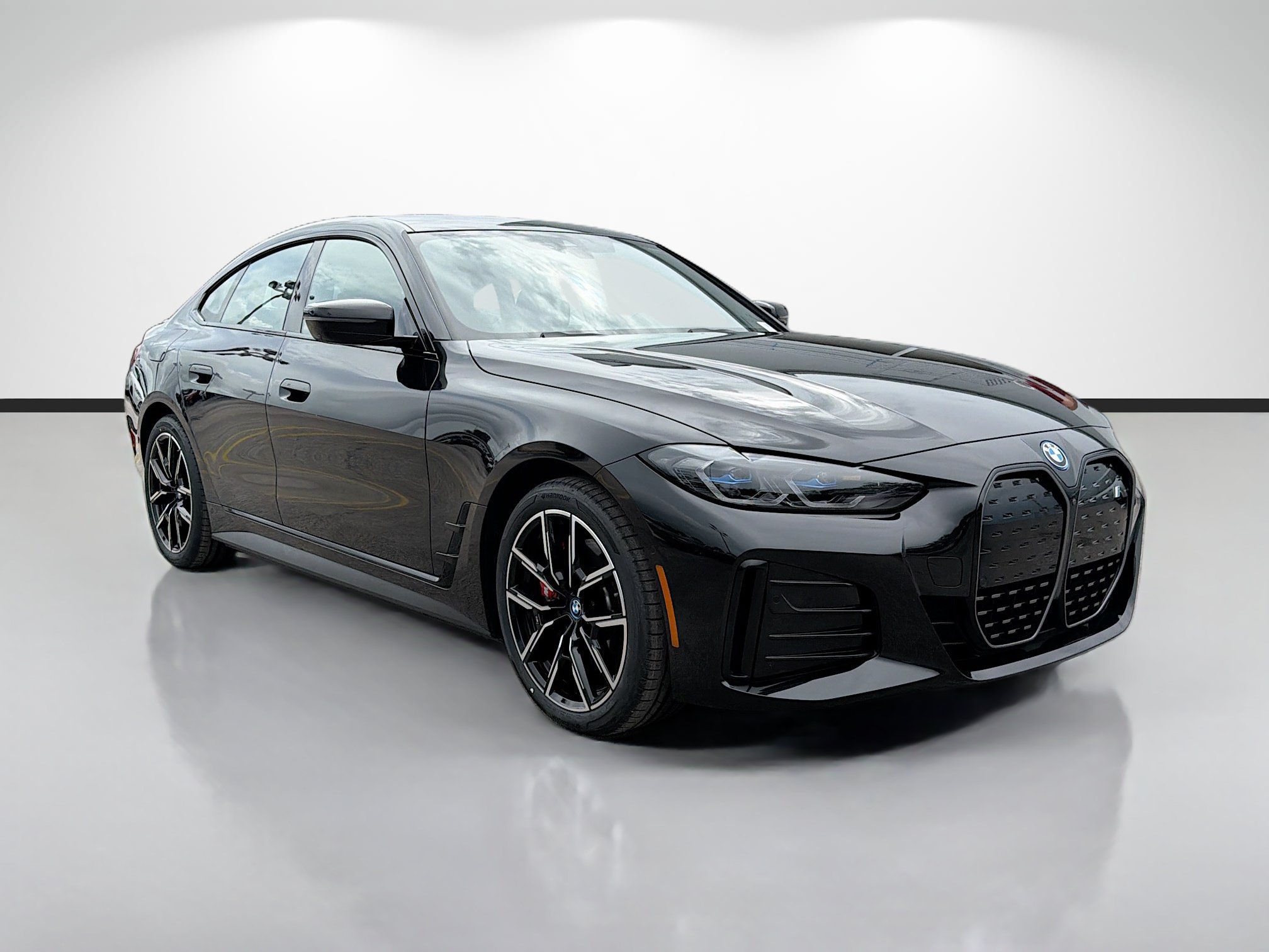 Used 2023 BMW i4 eDrive40 w/ M Sport Package RWD image 1