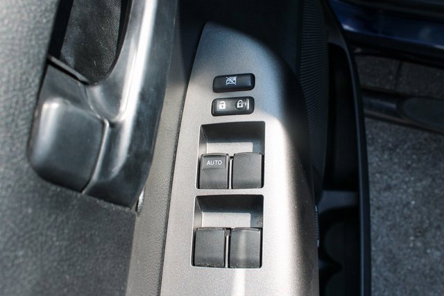 Used 2011 Toyota Tundra 2WD Double Cab image 11