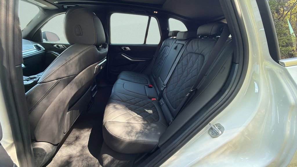 New 2026 BMW X5 xDrive40i w/ Parking Assistance Package image 20