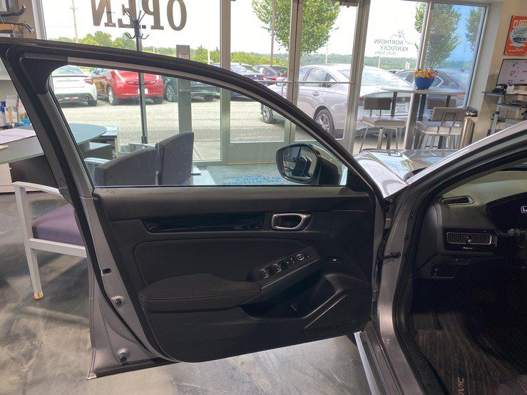 Used 2022 Honda Civic EX image 12