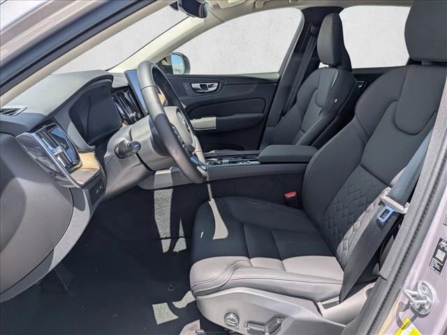 New 2026 Volvo XC60 T8 Plus w/ Climate Package PRO AWD/4WD image 4