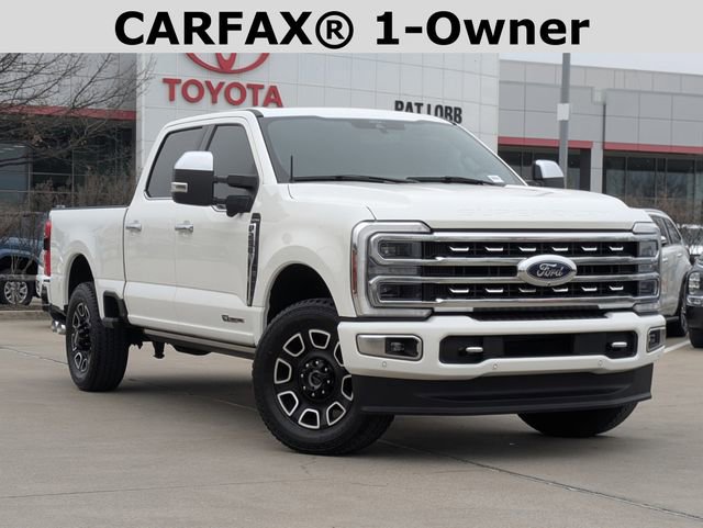 Used 2024 Ford F250 Platinum w/ FX4 Off-Road Package image 2