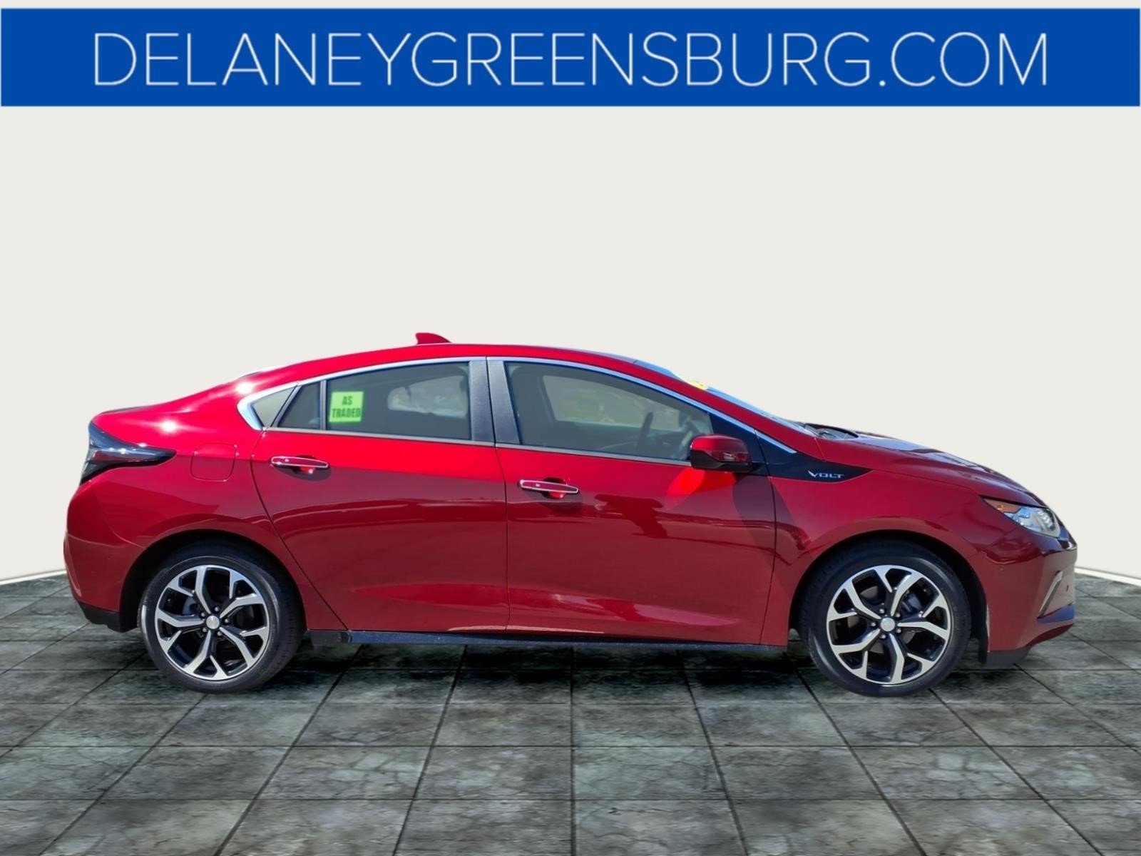 Used 2018 Chevrolet Volt Premier w/ LPO, Blackout Package image 2