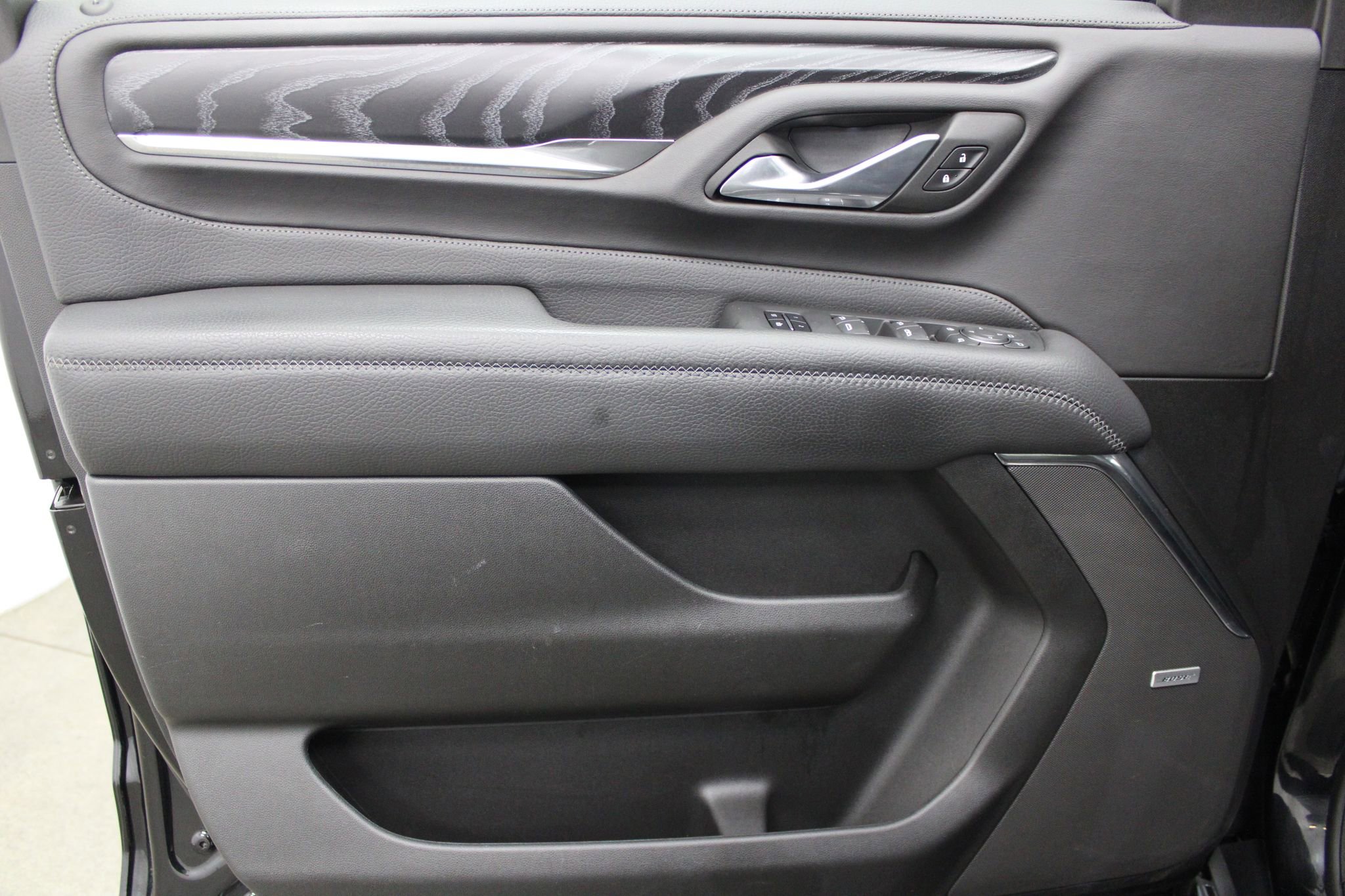 Used 2023 GMC Yukon Denali image 12