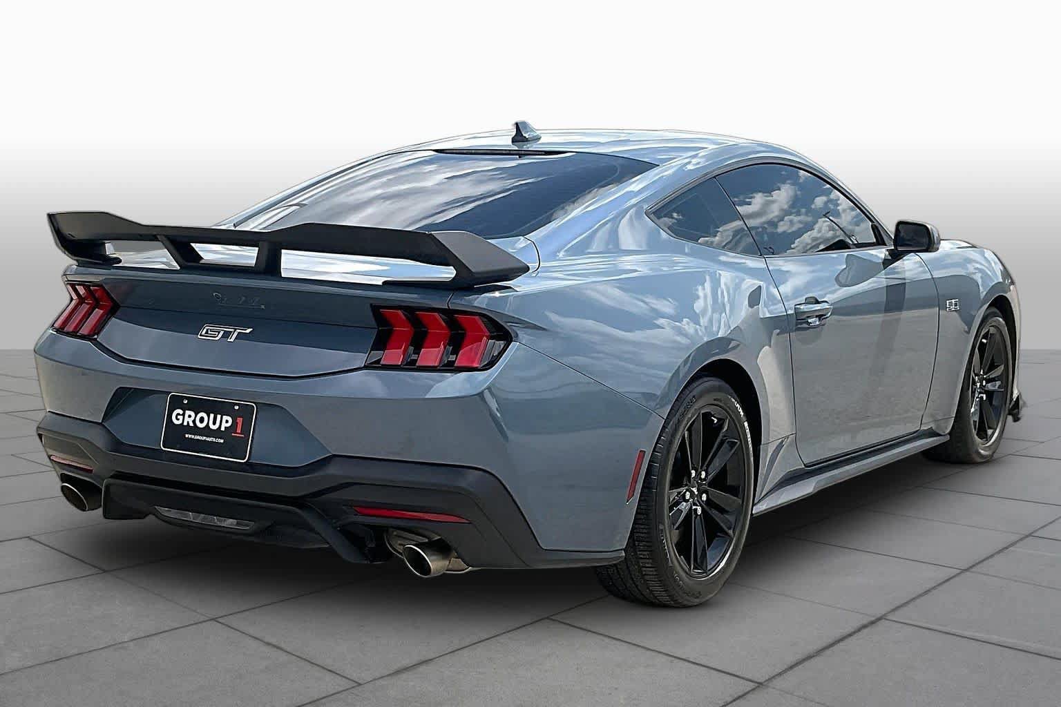 Used 2024 Ford Mustang GT RWD image 12