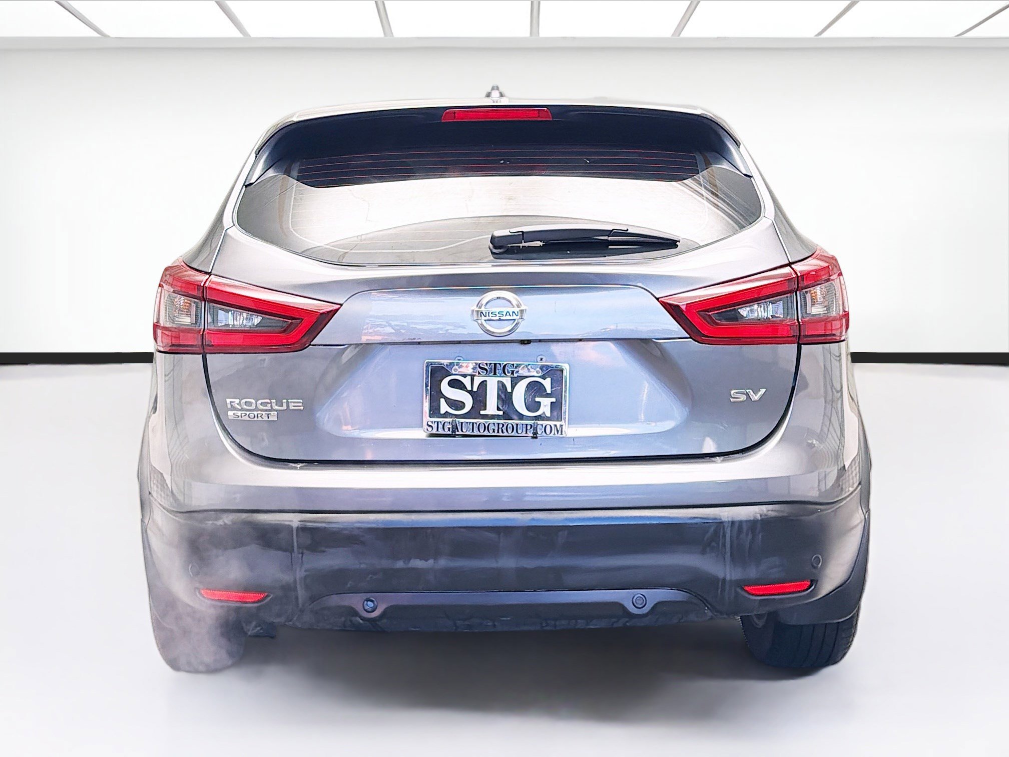 Used 2022 Nissan Rogue Sport S image 5