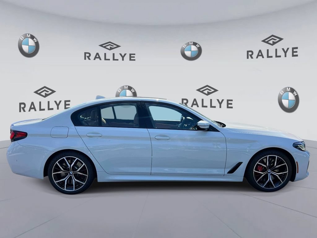 Certified 2023 BMW 540i xDrive w/ Executive Package AWD/4WD image 4