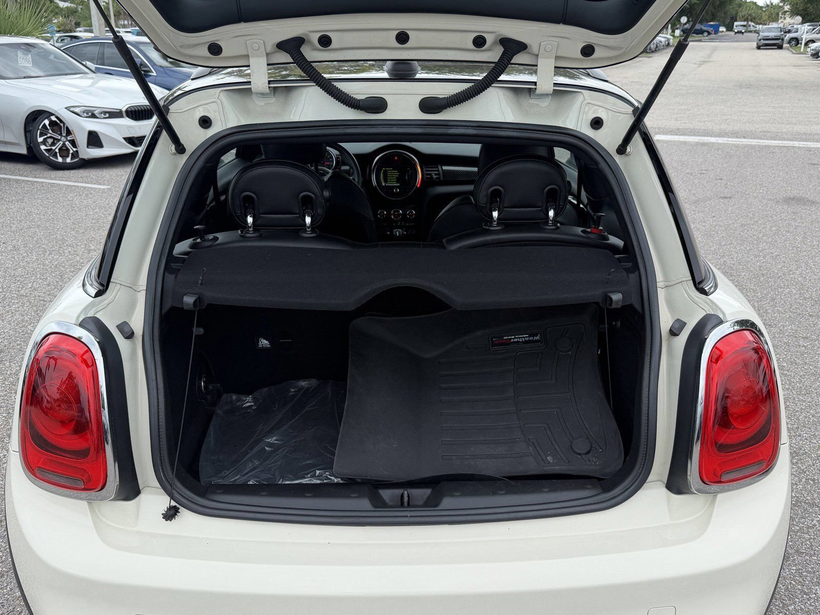 Used 2017 MINI Cooper S FWD image 11