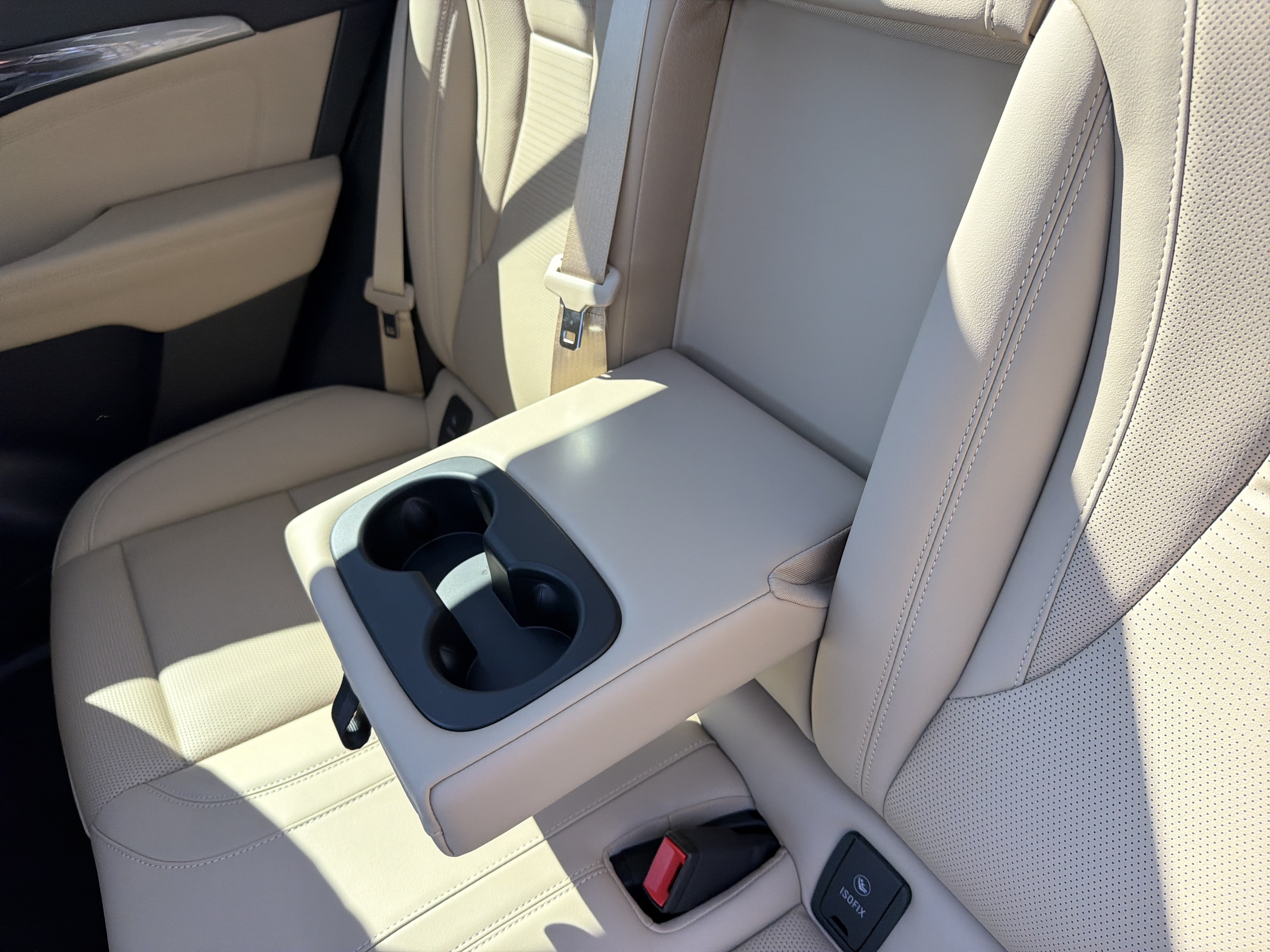 Used 2025 Buick Envision Preferred AWD/4WD image 31