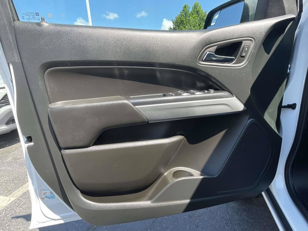 Used 2022 Chevrolet Colorado LT w/ LT Convenience Package AWD/4WD image 25