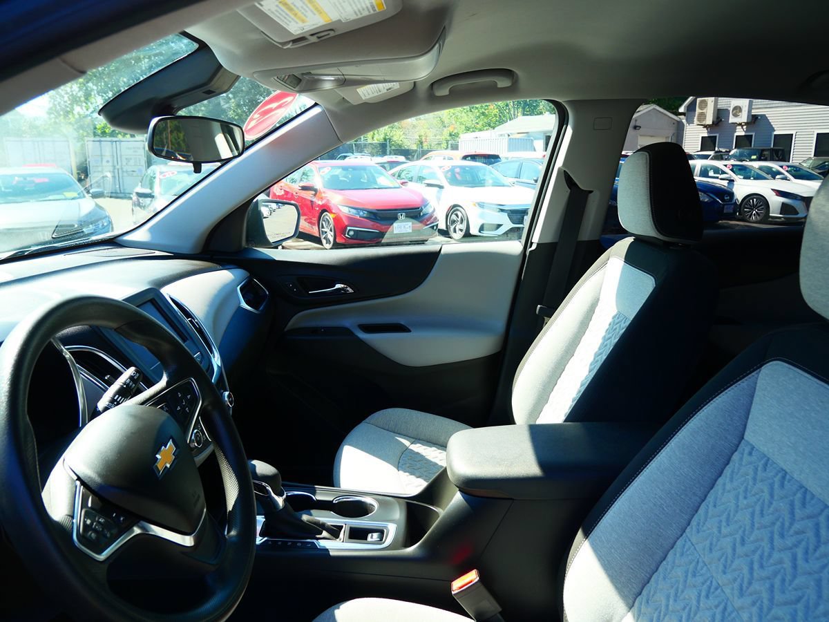 Used 2023 Chevrolet Equinox LS w/ LPO, Floor Liner Package AWD/4WD image 10