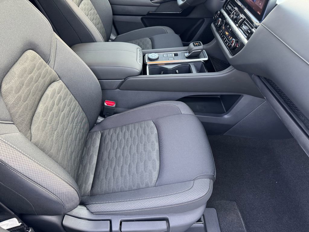 New 2026 Nissan Pathfinder SV image 25