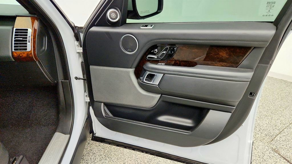 Used 2020 Land Rover Range Rover AWD/4WD image 27