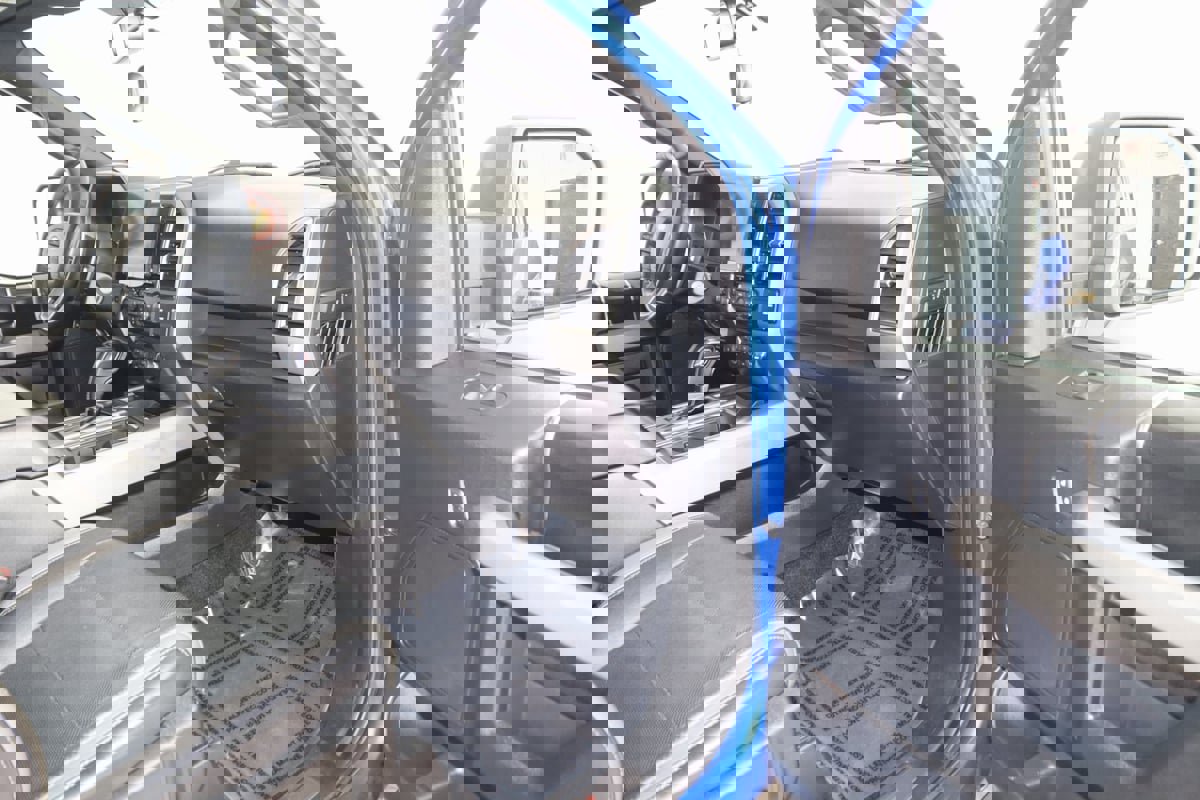 Used 2017 Ford F150 Raptor w/ Equipment Group 801A Mid image 46